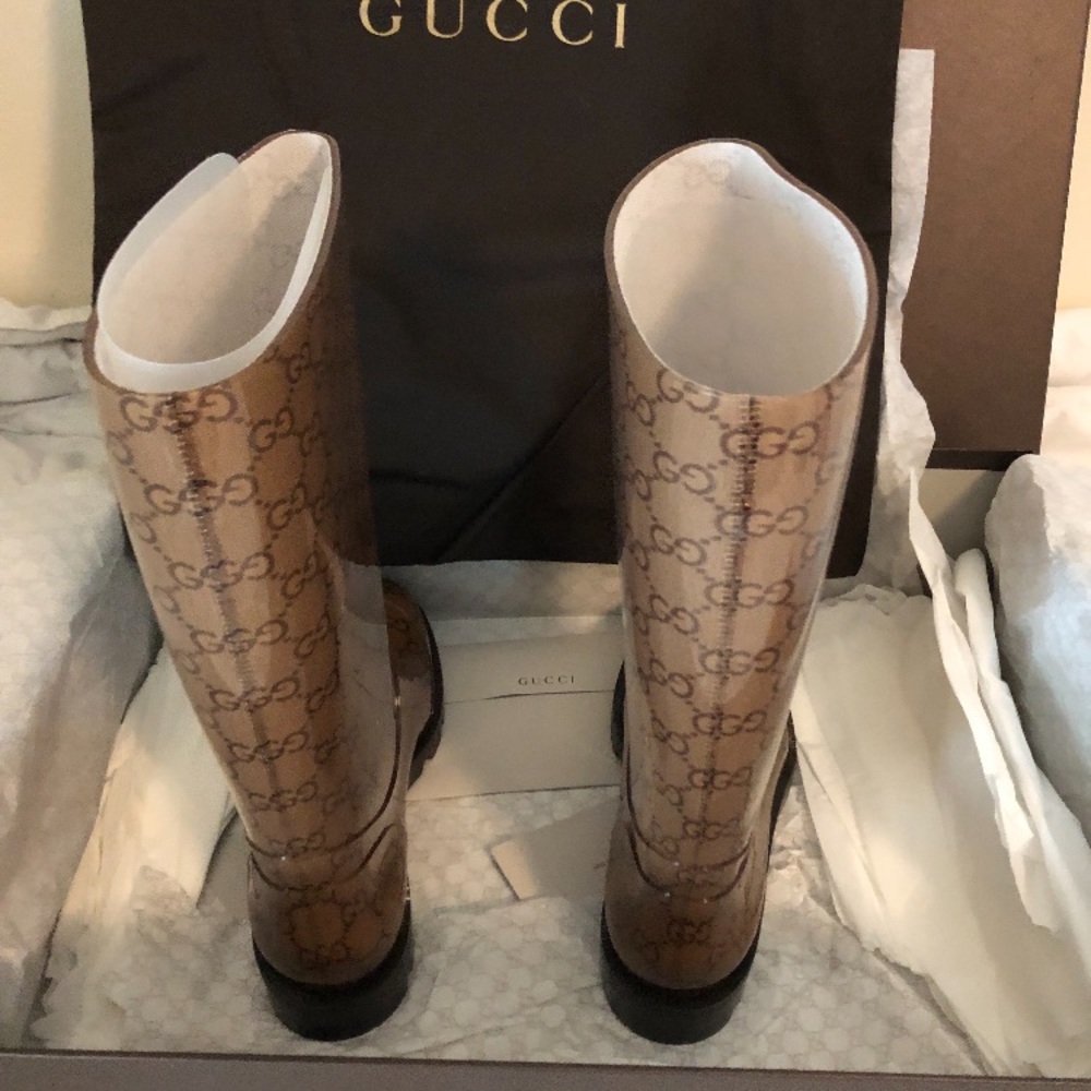 Gucci rain boots
